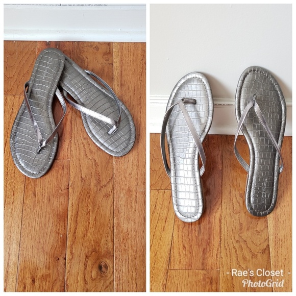 BCBG Shoes - Women's sandals